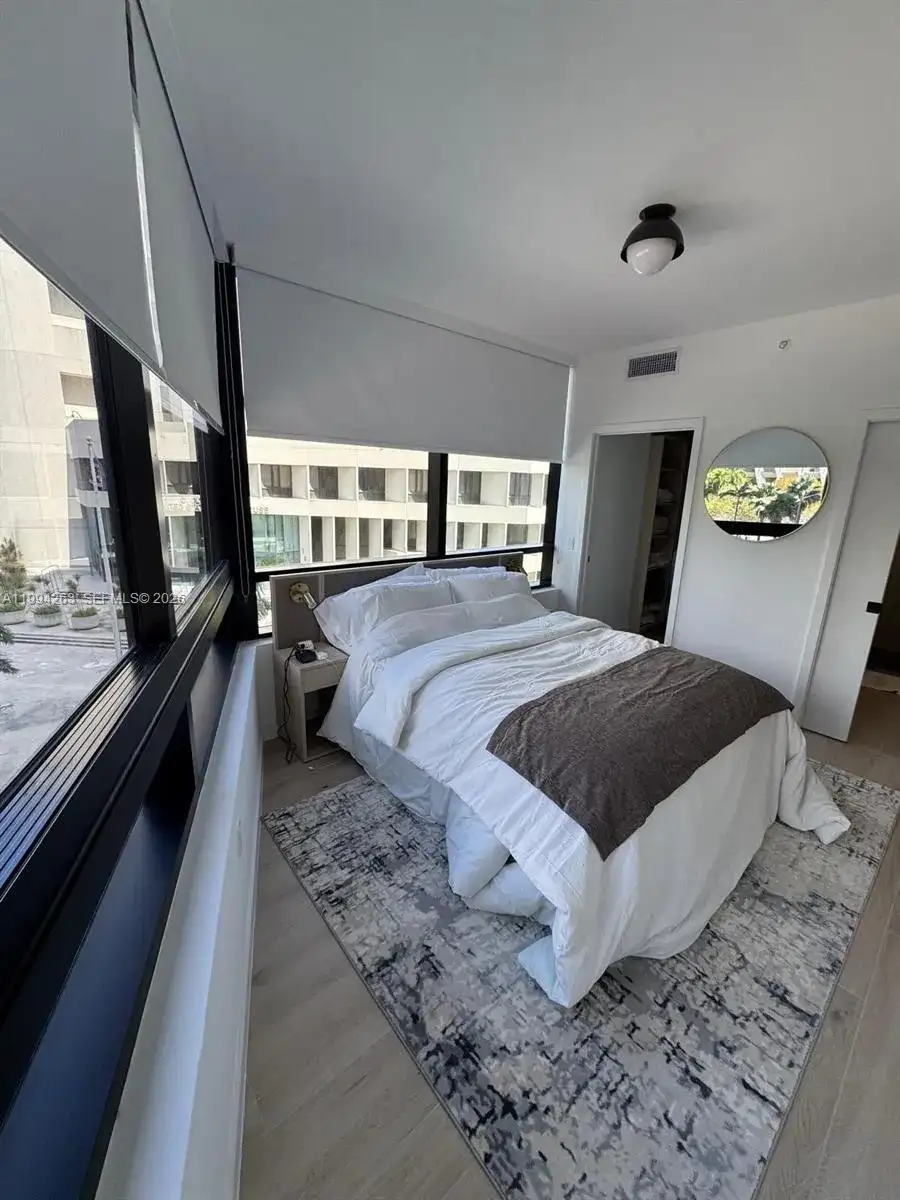 225 N MIAMI AVE # 302, Miami FL 33128 photo 4