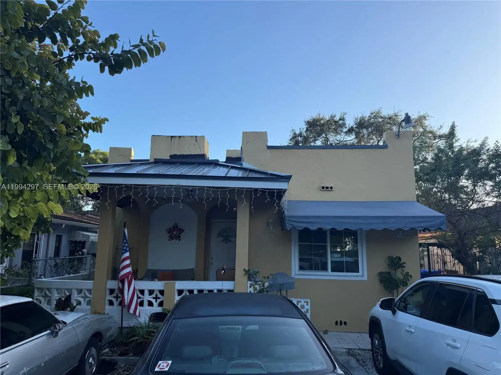 3674 SW 25th St, Miami FL 33133 photo 3