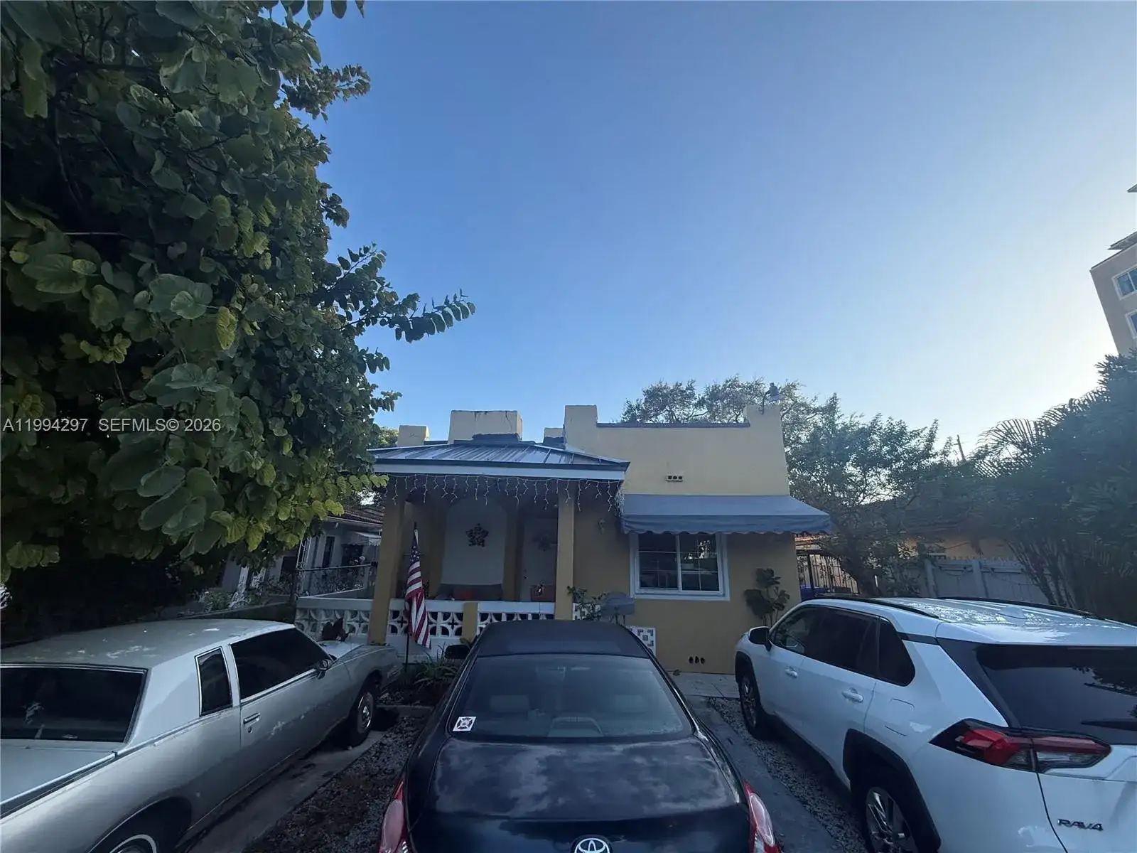 3674 SW 25th St, Miami FL 33133 photo 4