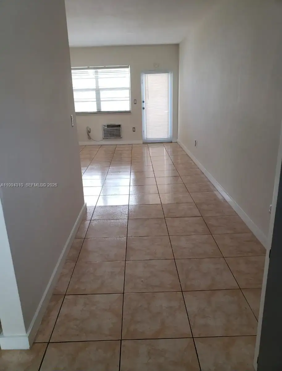 620 76th St # 11, Miami Beach FL 33141 photo 4