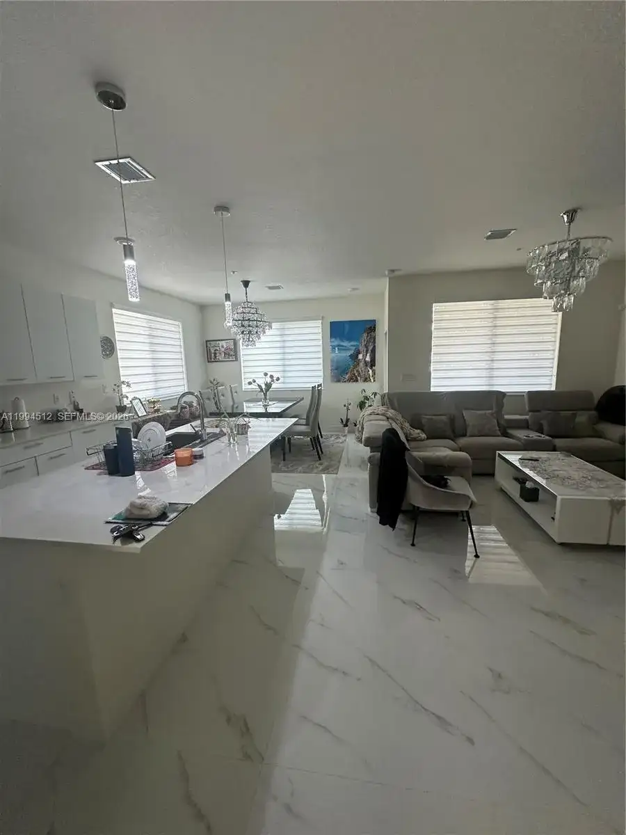 8001 NW 41st St # 113, Doral FL 33166 photo 3
