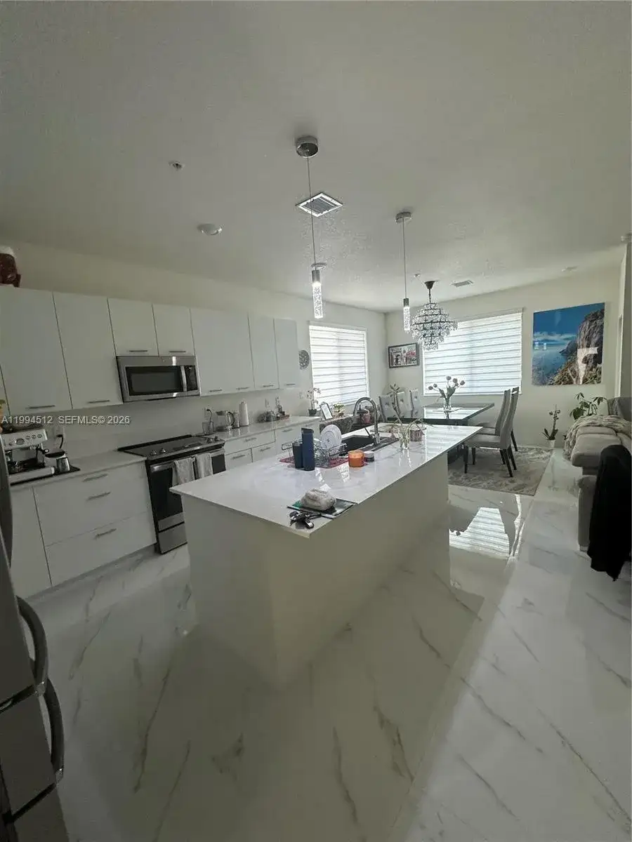 8001 NW 41st St # 113, Doral FL 33166 photo 4