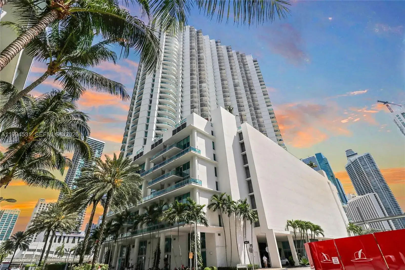 350 S Miami Ave # 4110, Miami FL 33130 photo 3