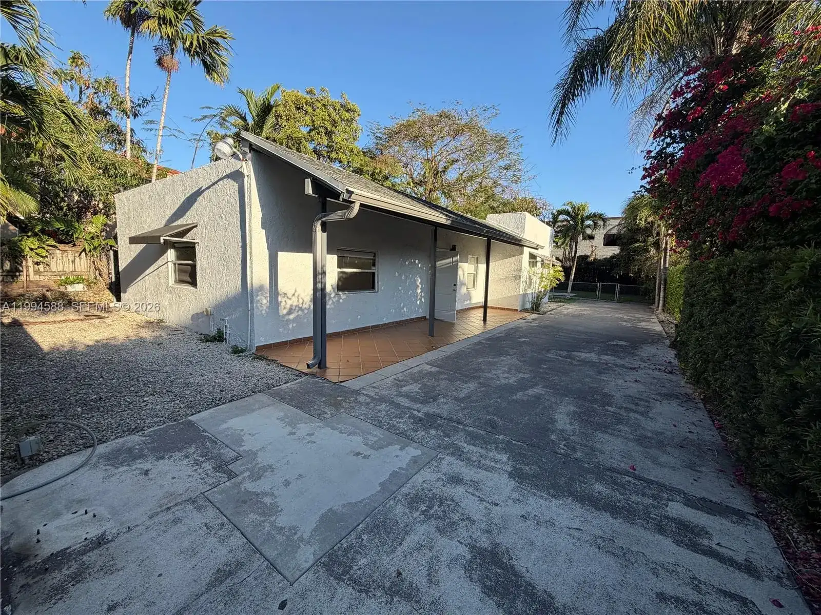 3373 SW 29th Ter, Miami FL 33133 photo 2