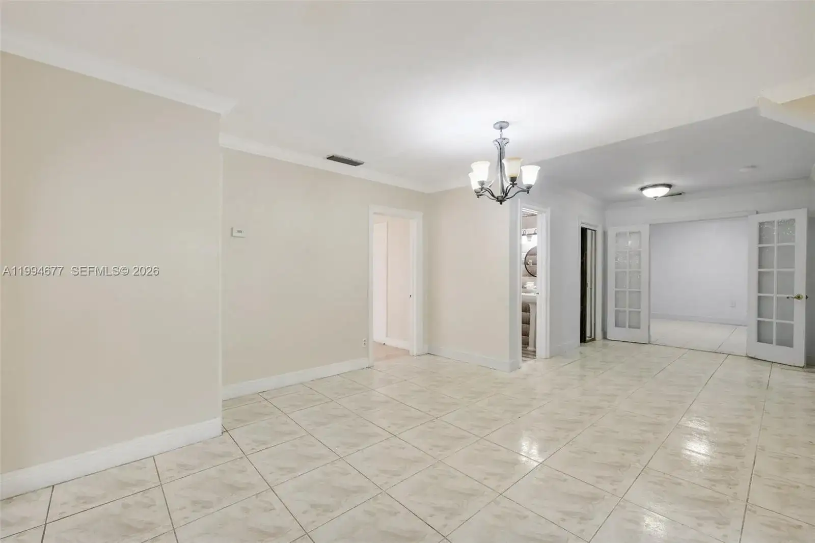 674 W 23rd St, Hialeah FL 33010 photo 4