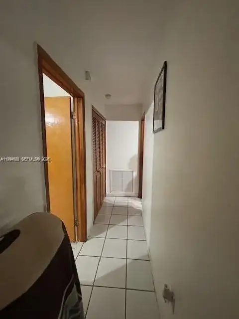 5852 SW 147th Pl, Miami FL 33193 photo 4