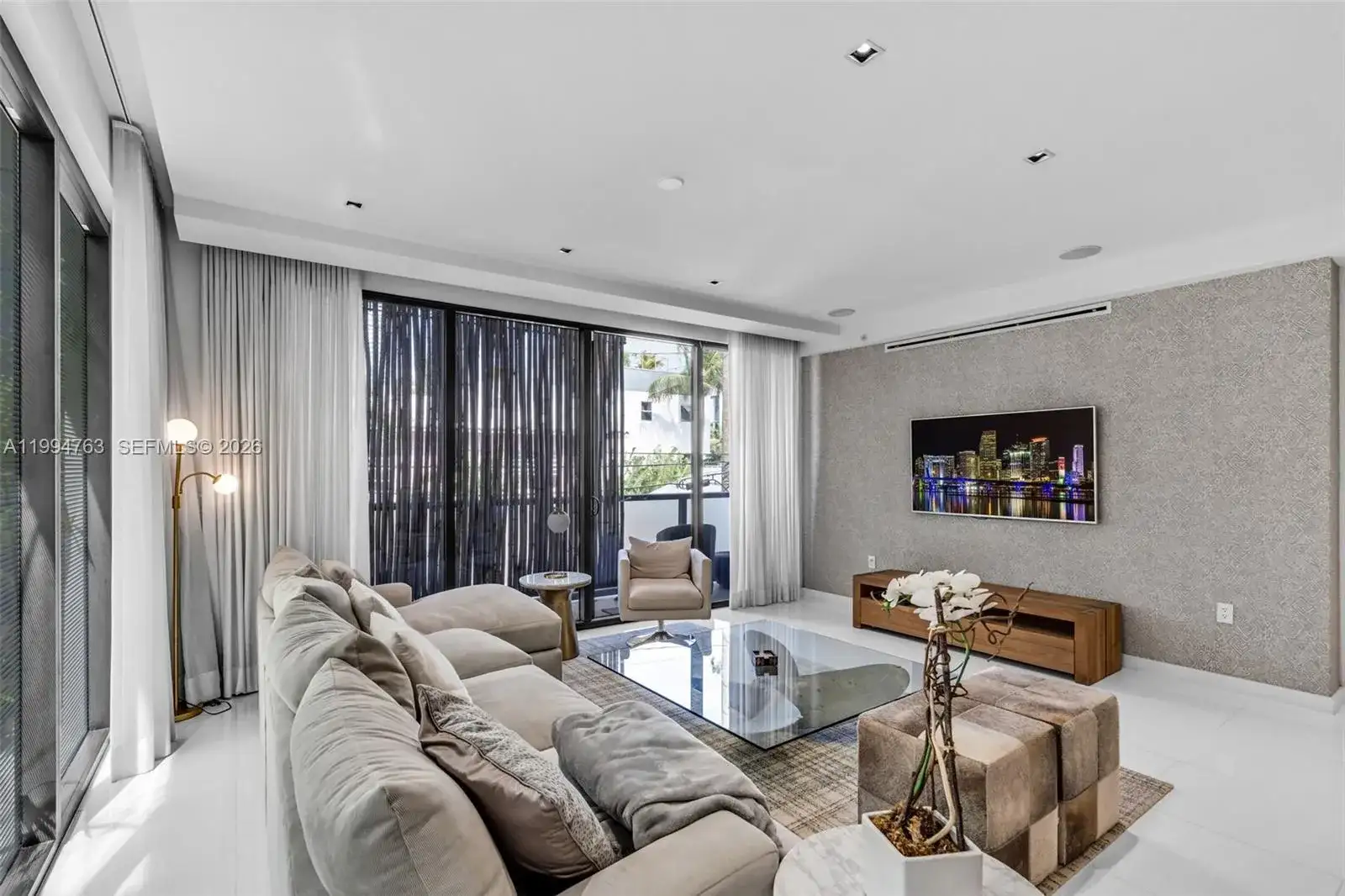 350 Meridian Ave # 202, Miami Beach FL 33139 photo 2