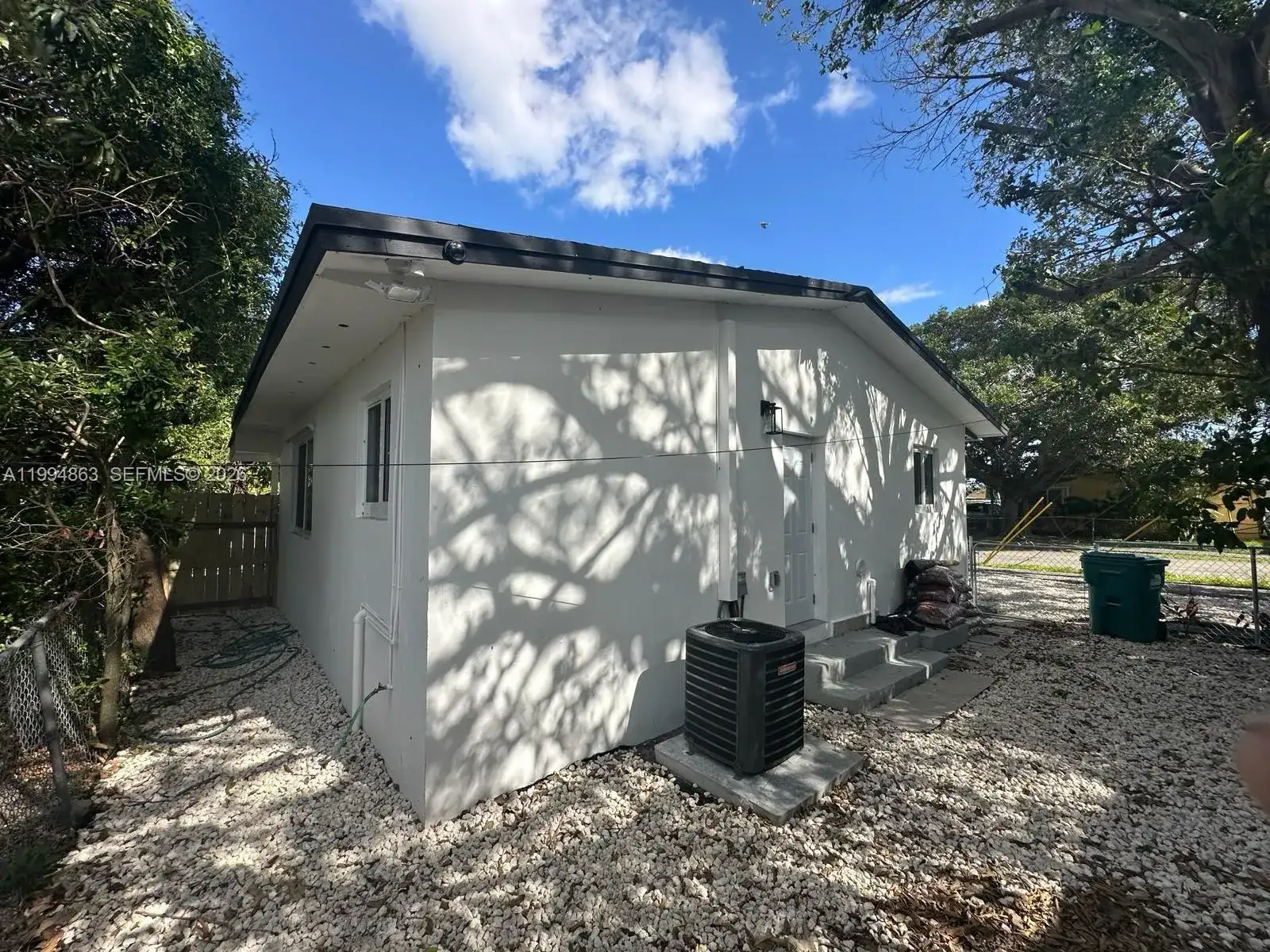 7460 NW 17th Ave, Miami FL 33147 photo 3