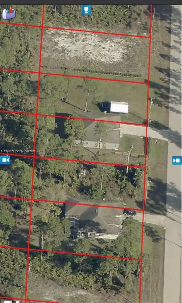 858 Babbit Ave, Lehigh Acres FL 33974 photo 2
