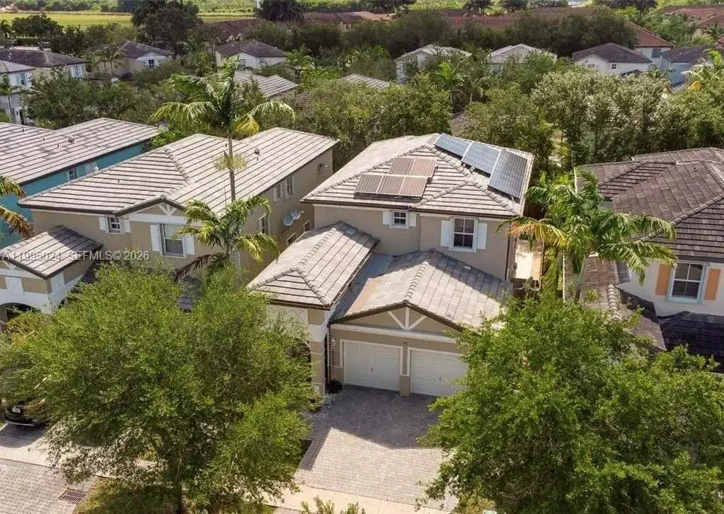 385 NE 36th Ave Rd, Homestead FL 33033 photo 3