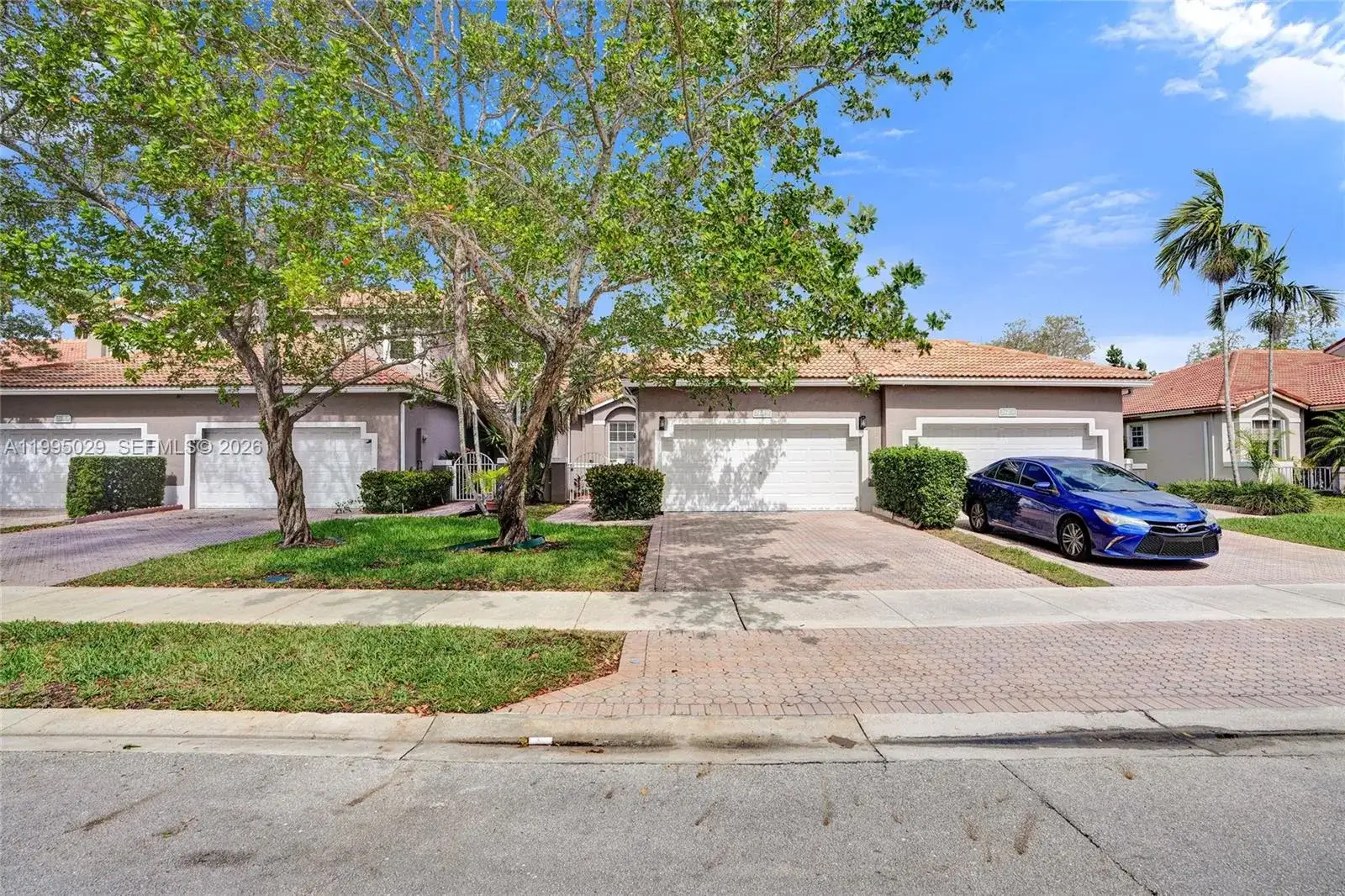 2441 E Aragon Blvd # 5, Sunrise FL 33313 photo 2