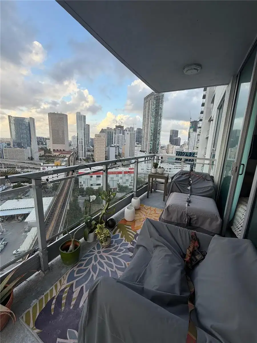 90 SW 3RD STREET # 2112, Miami FL 33130 photo 4