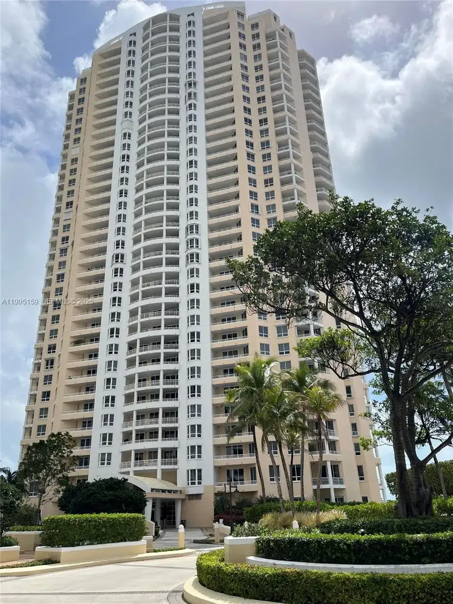 808 Brickell Key Dr # 2002, Miami FL 33131 photo 5