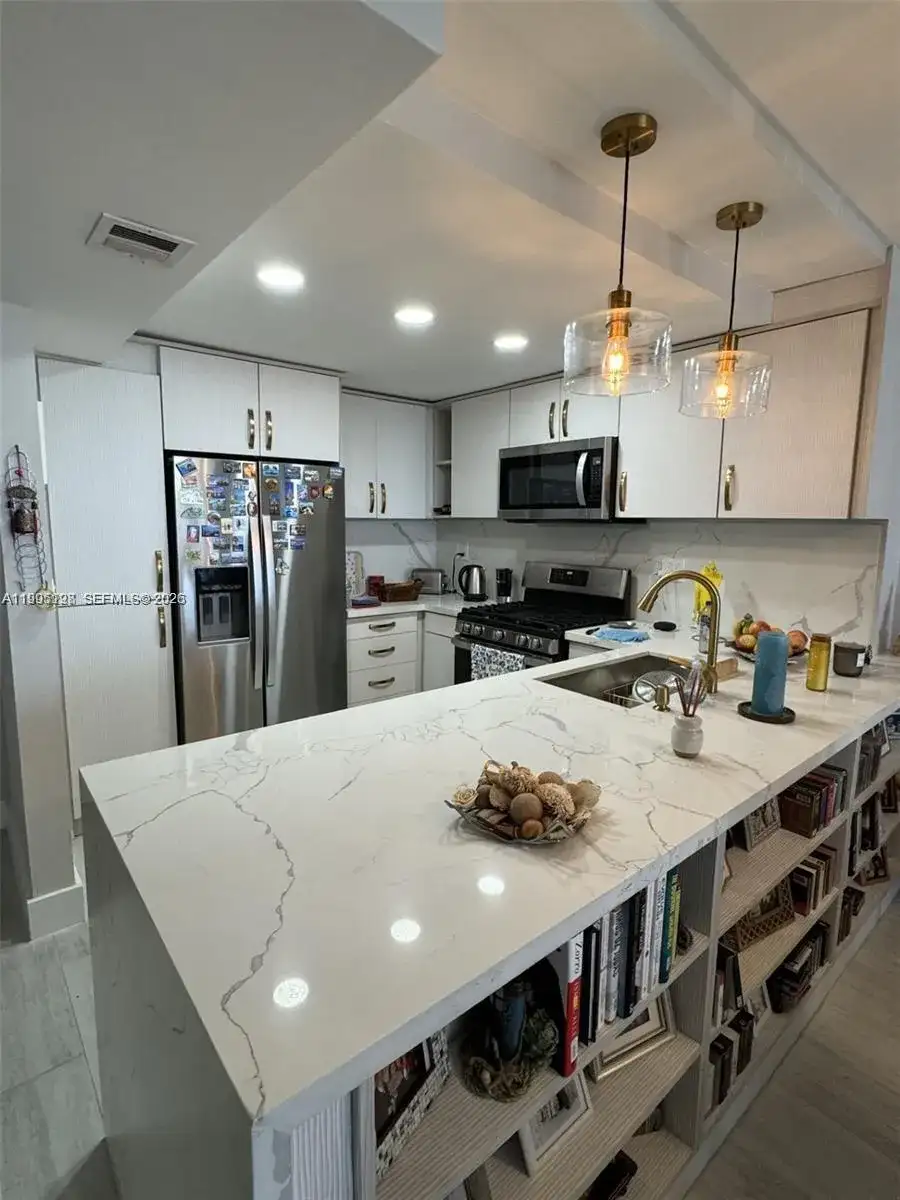 2030 S Ocean Dr # 815, Hallandale Beach FL 33009 photo 3