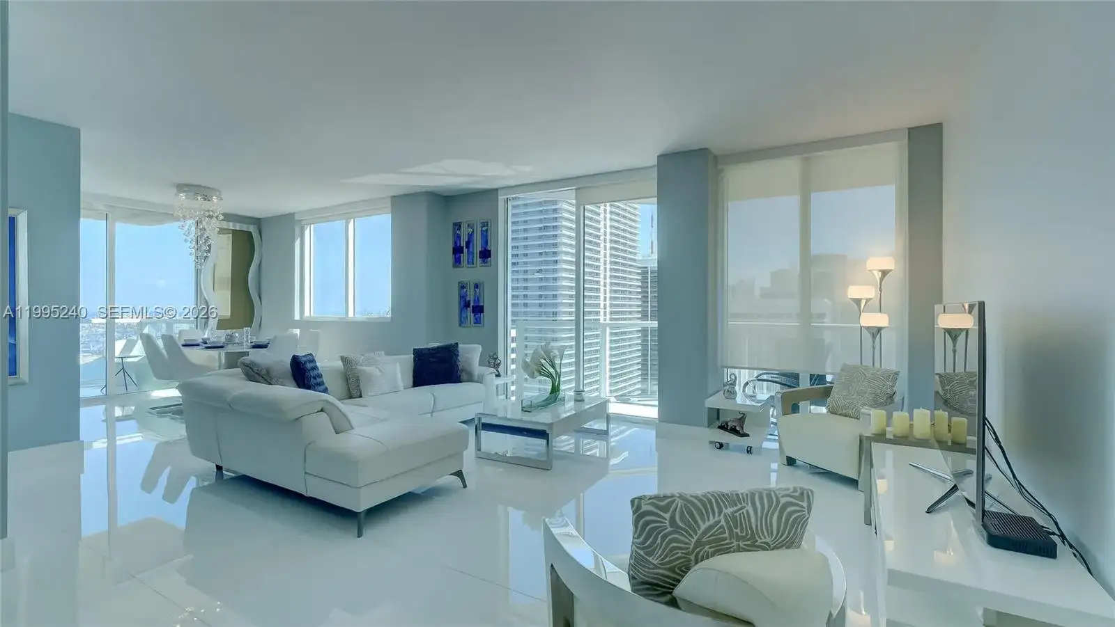 253 NE 2nd St # 3509, Miami FL 33132 photo 5