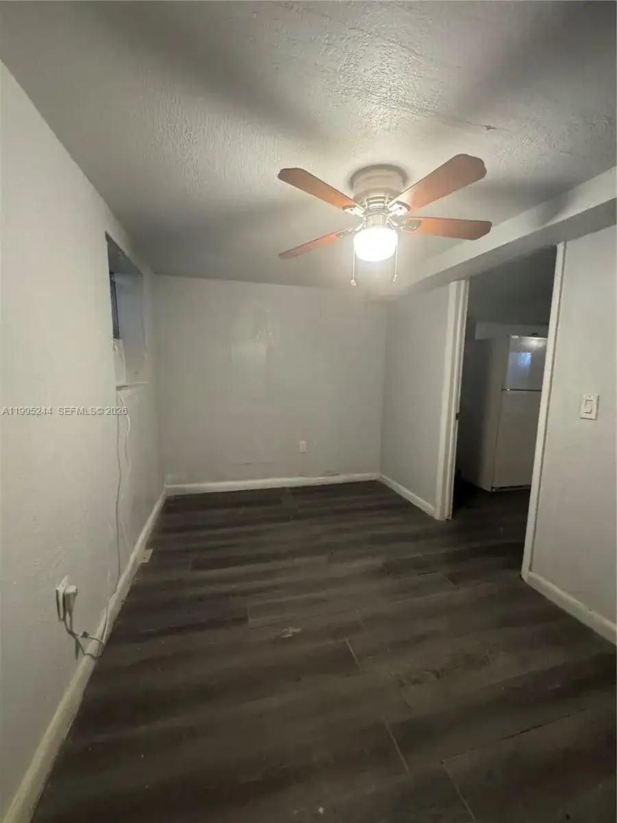 7802 NW 8th Ave # 5, Miami FL 33150 photo 3