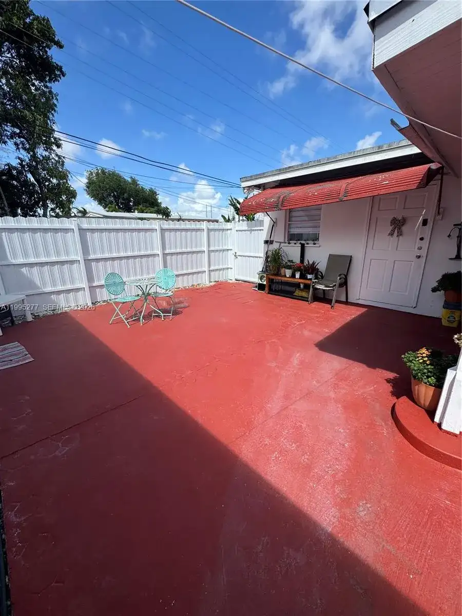10245 SW 37th Ter # B, Miami FL 33165 photo 2