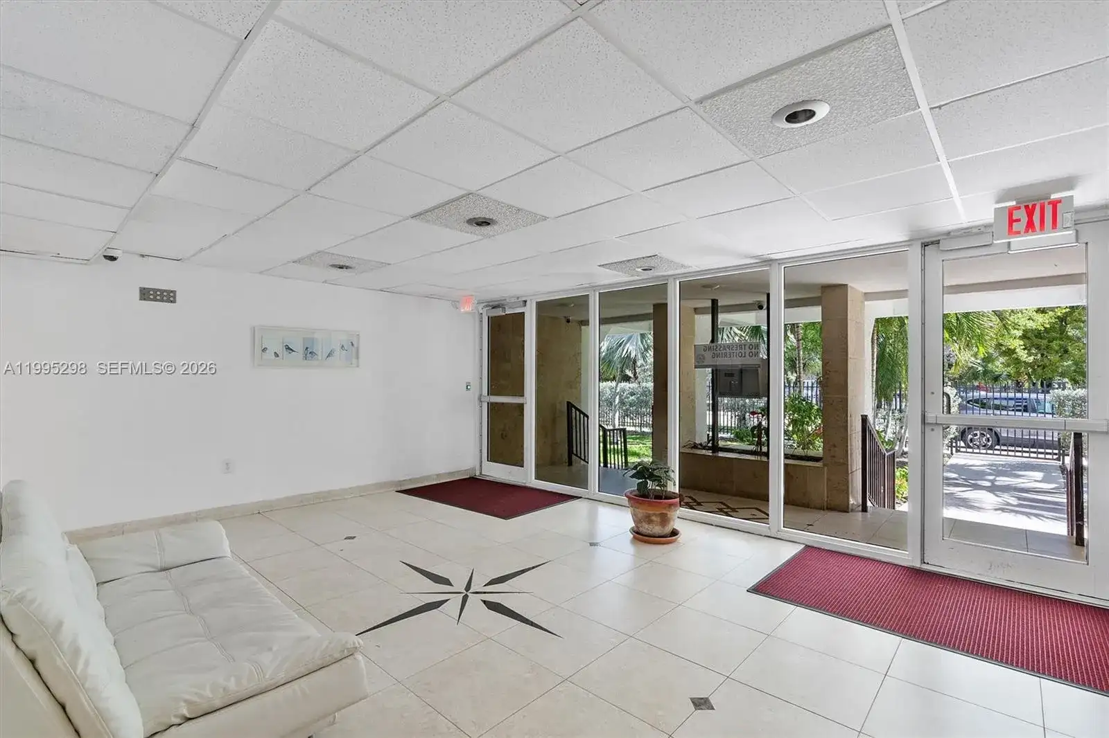 250 180th Dr # 158, Sunny Isles Beach FL 33160 photo 2