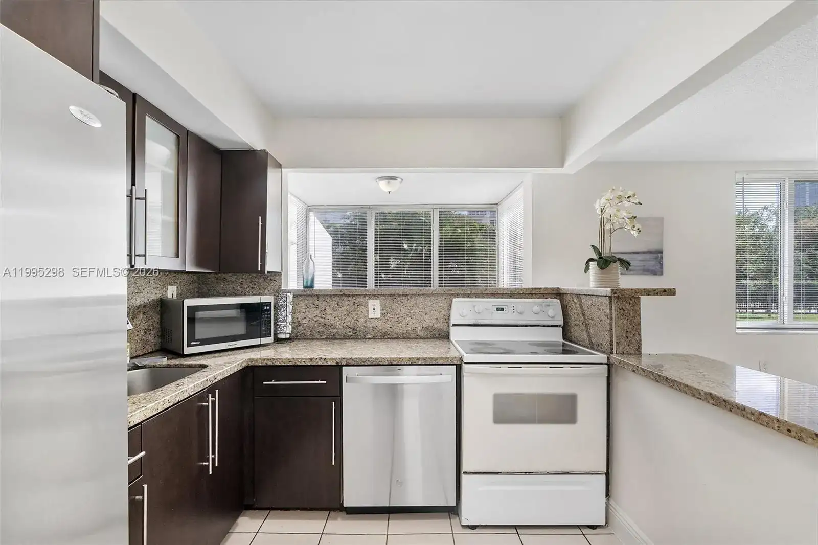 250 180th Dr # 158, Sunny Isles Beach FL 33160 photo 3