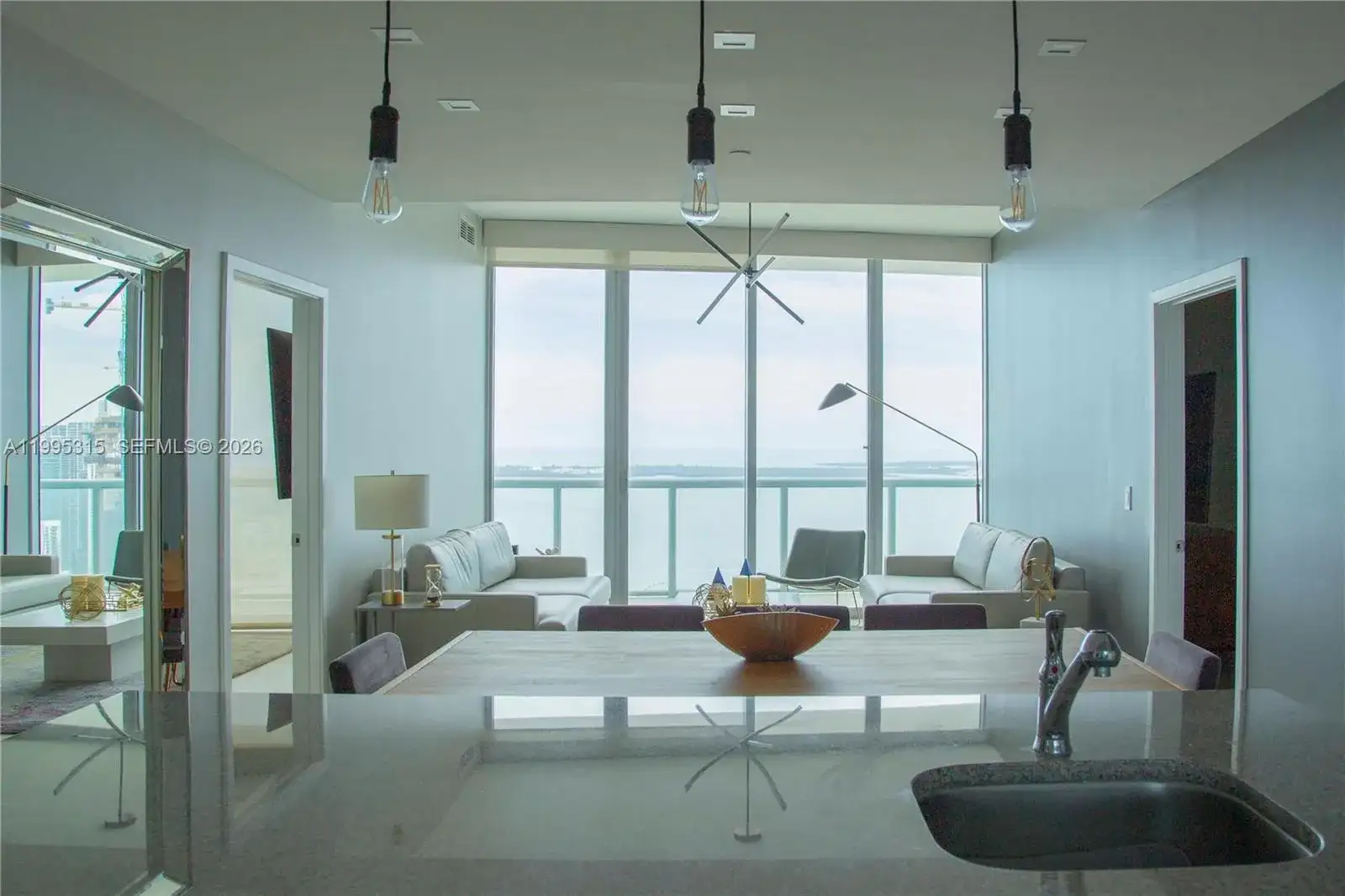 888 Biscayne Blvd # 5207, Miami FL 33132 photo 4