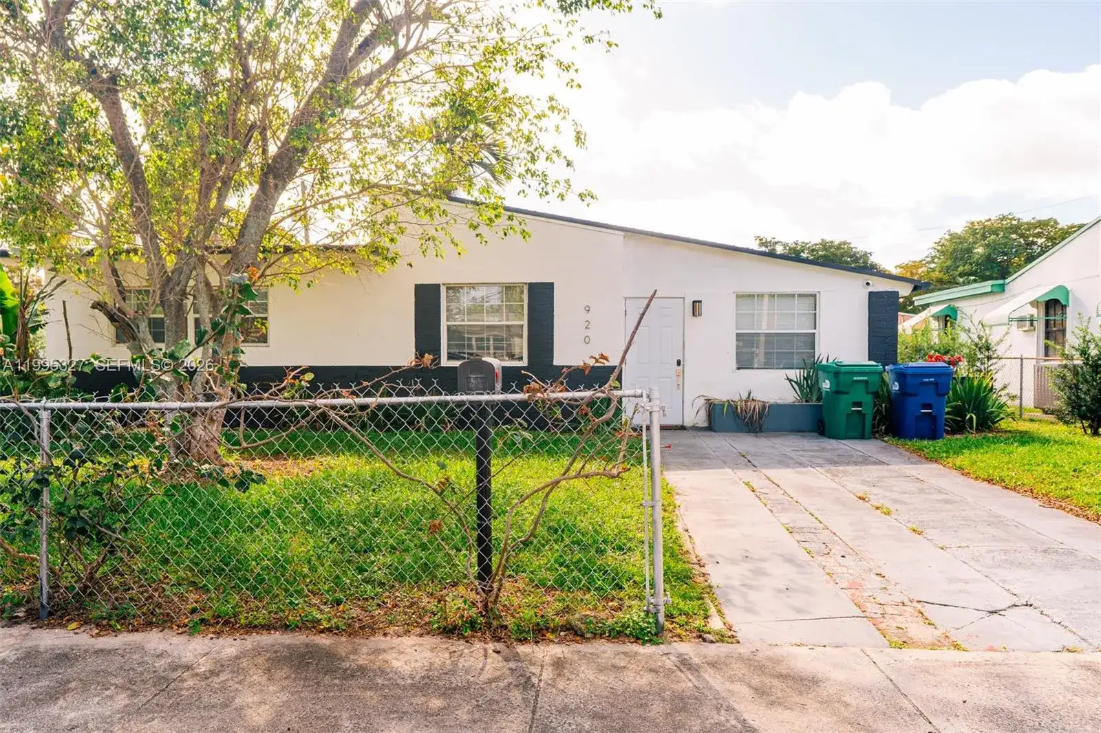 920 NW 84th St, Miami FL 33150 photo 3