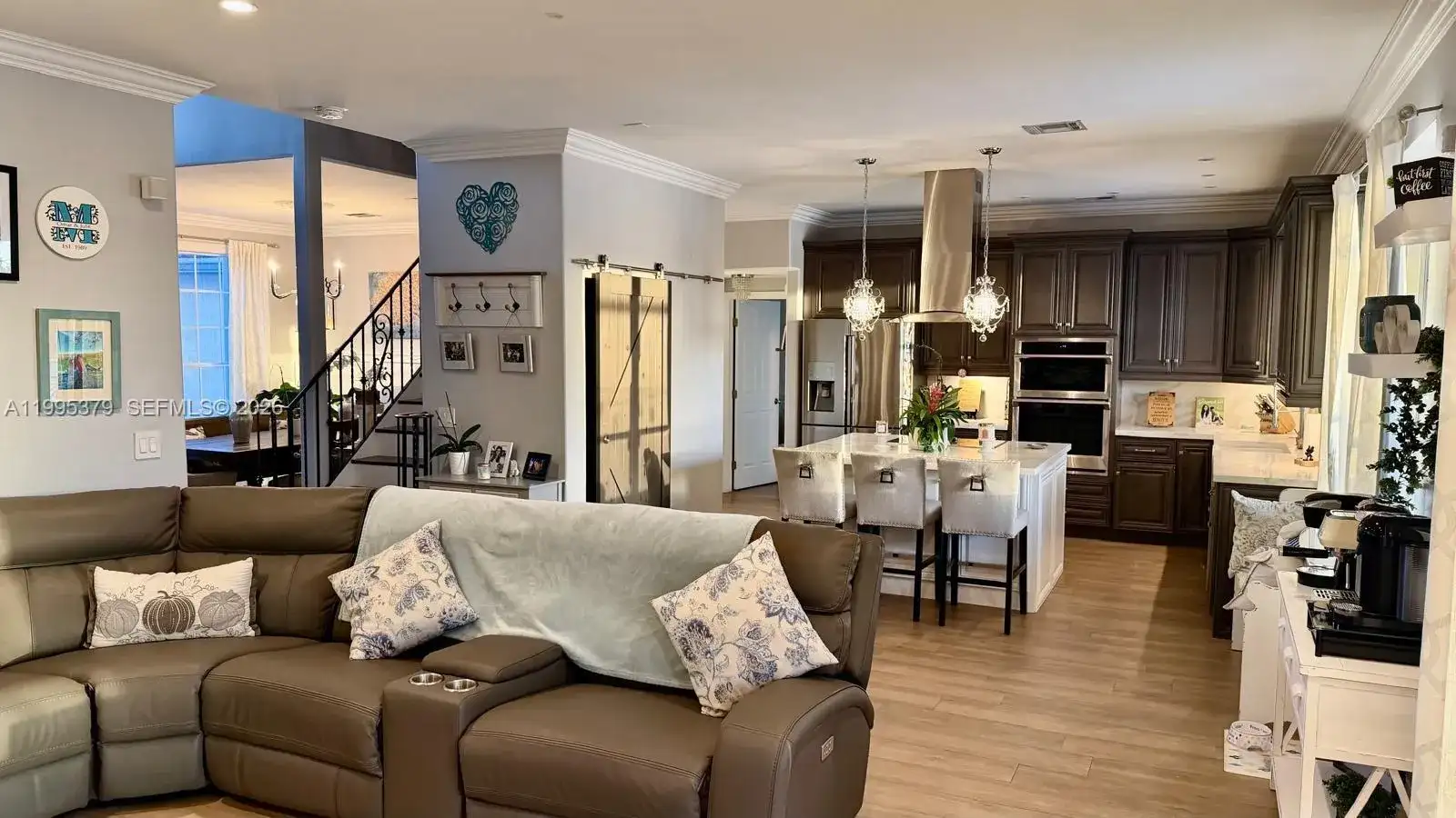 2386 SW 183rd Ter, Miramar FL 33029 photo 5