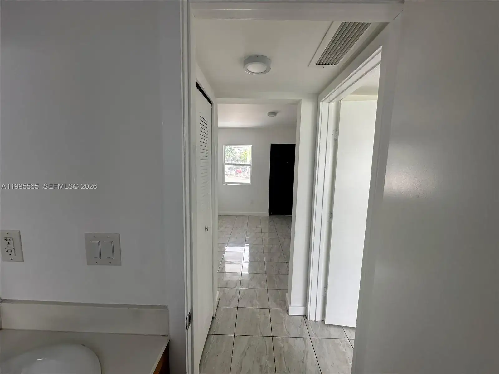 1130 NW 62nd St # 15, Miami FL 33150 photo 2