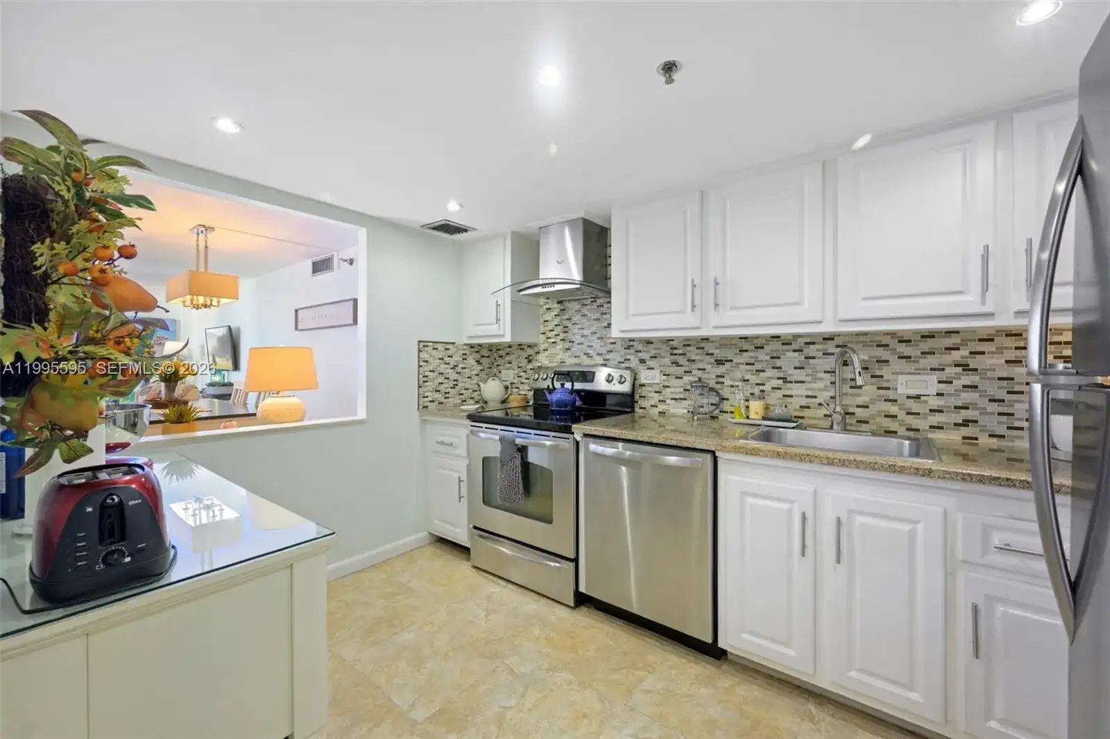 20515 E Country Club Dr # 348, Aventura FL 33180 photo 3