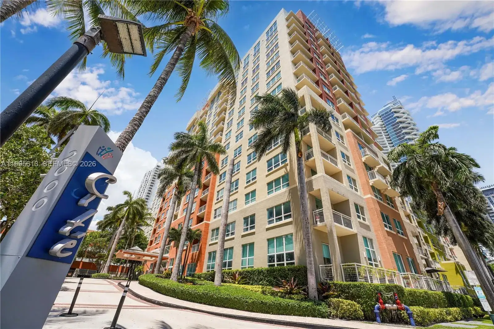 2000 N Bayshore Dr # 702, Miami FL 33137 photo 3