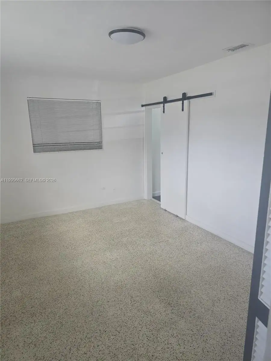 9725 SW 15th St, Miami FL 33174 photo 4