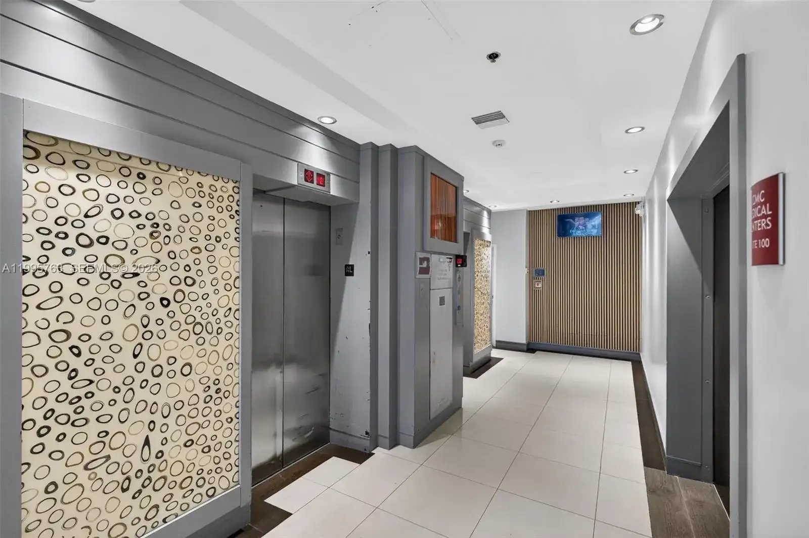12550 Biscayne Blvd # 501, North Miami FL 33181 photo 4