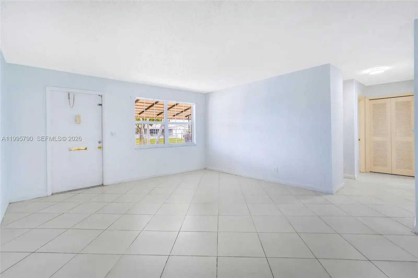 1005 SW 18th St, Boynton Beach FL 33426 photo 5
