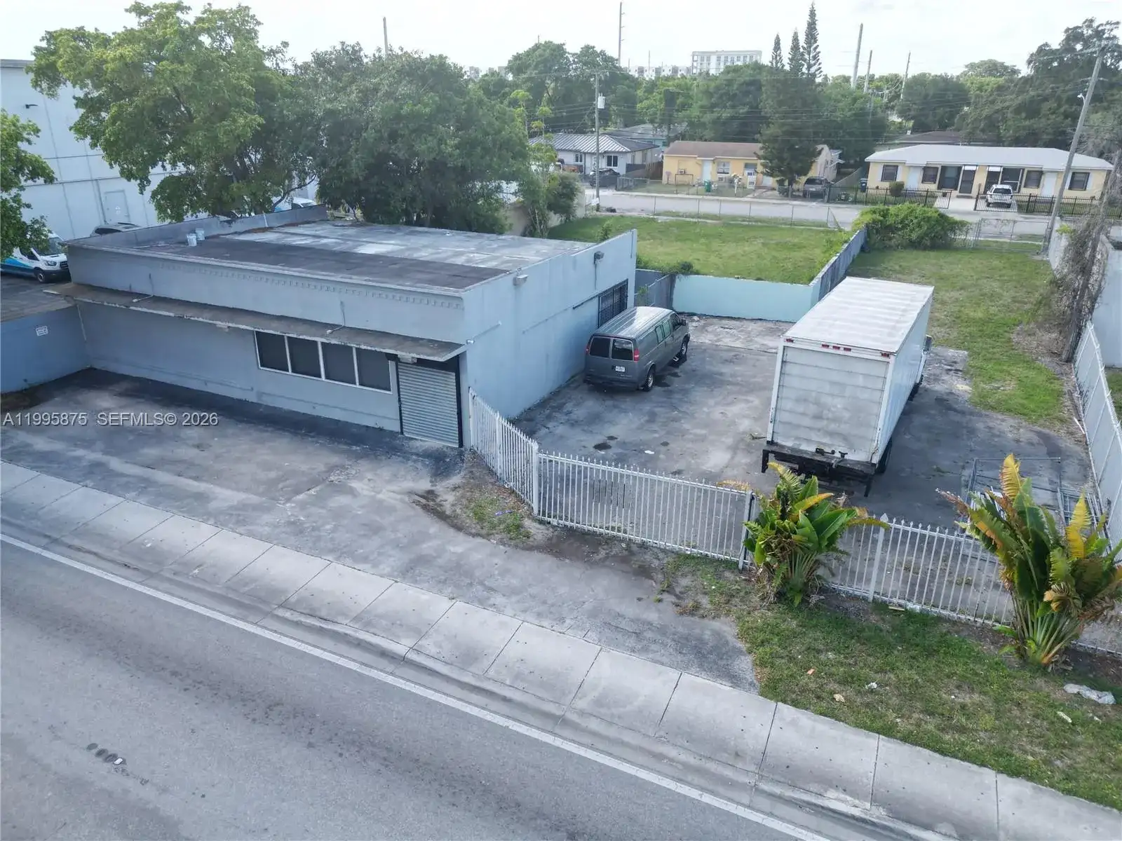 2531 NW 79th St, Miami FL 33147 photo 2