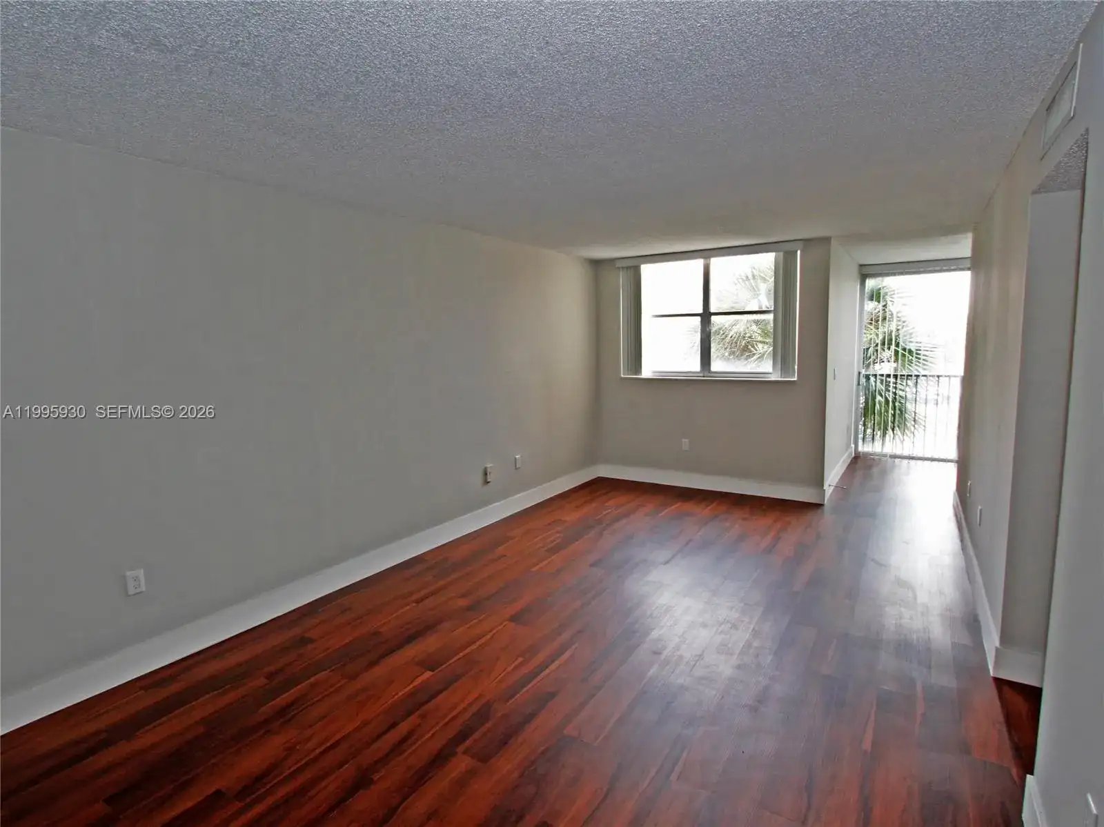 9411 SW 4th St # 308, Miami FL 33174 photo 2