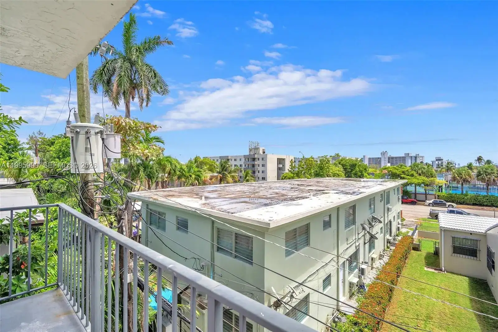 1960 Marseille Dr # 304, Miami Beach FL 33141 photo 3