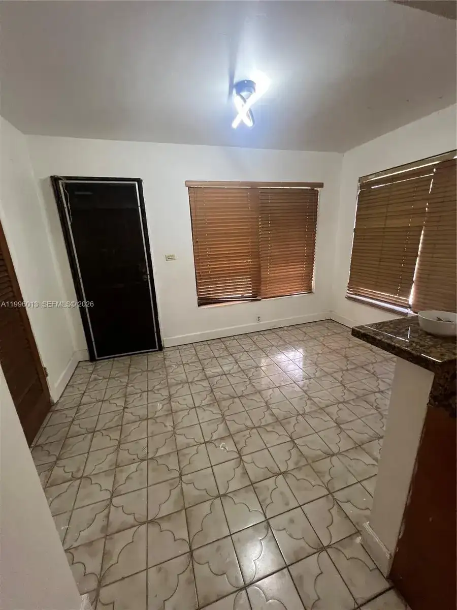 341 Aladdin St, Opa-Locka FL 33054 photo 4