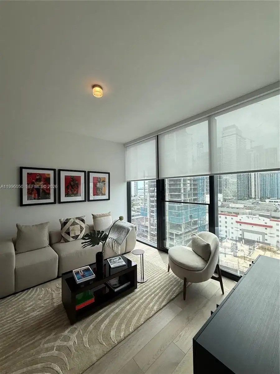 20 NE 11th St # 2909, Miami FL 33132 photo 2