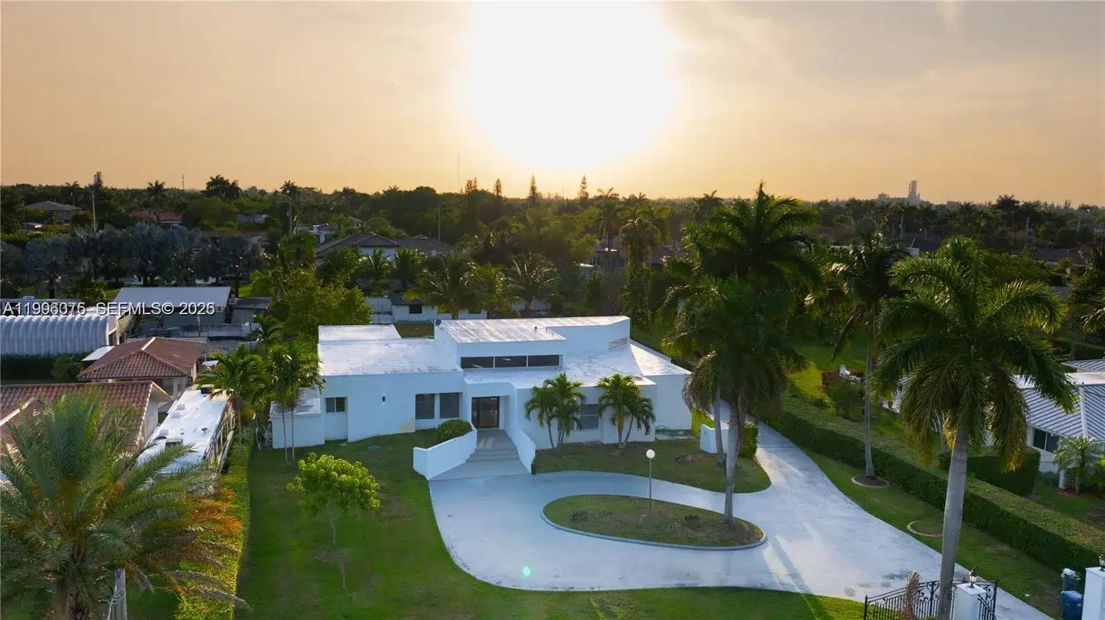 290 NW 125th Ave, Miami FL 33182 photo 3
