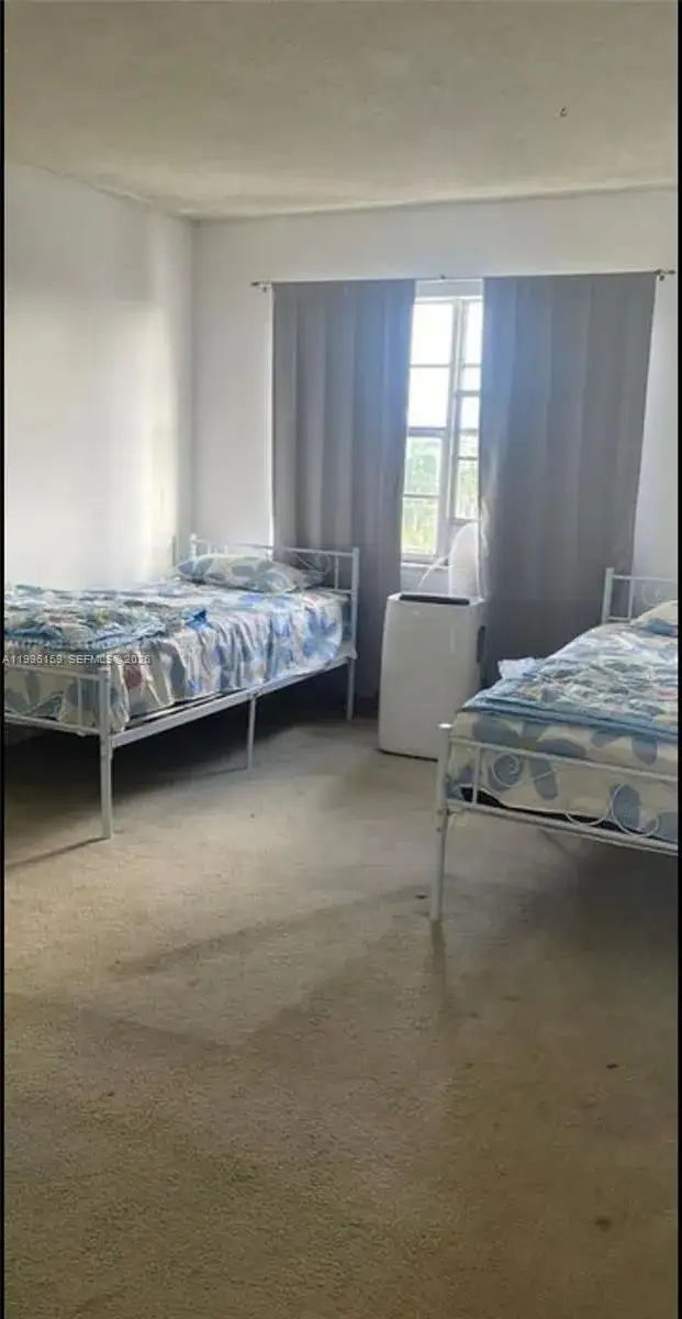 496 NW 165th St Rd # 611, Miami FL 33169 photo 3