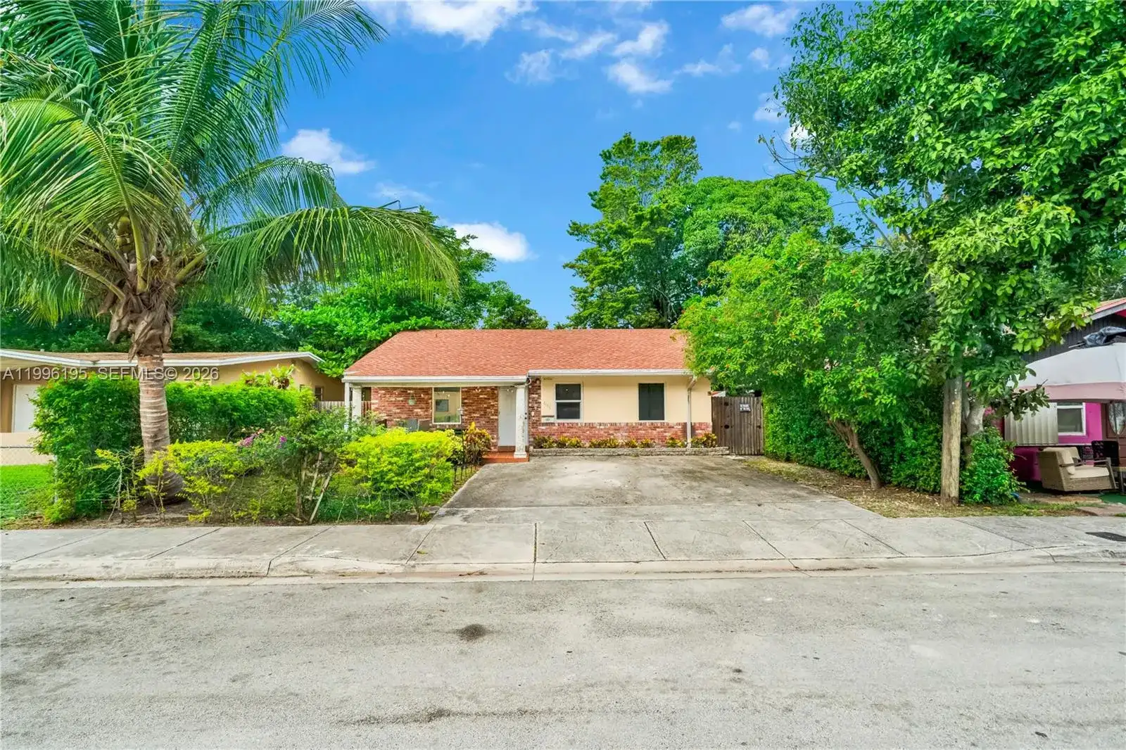6133 SW 62nd Ter, South Miami FL 33143 photo 2
