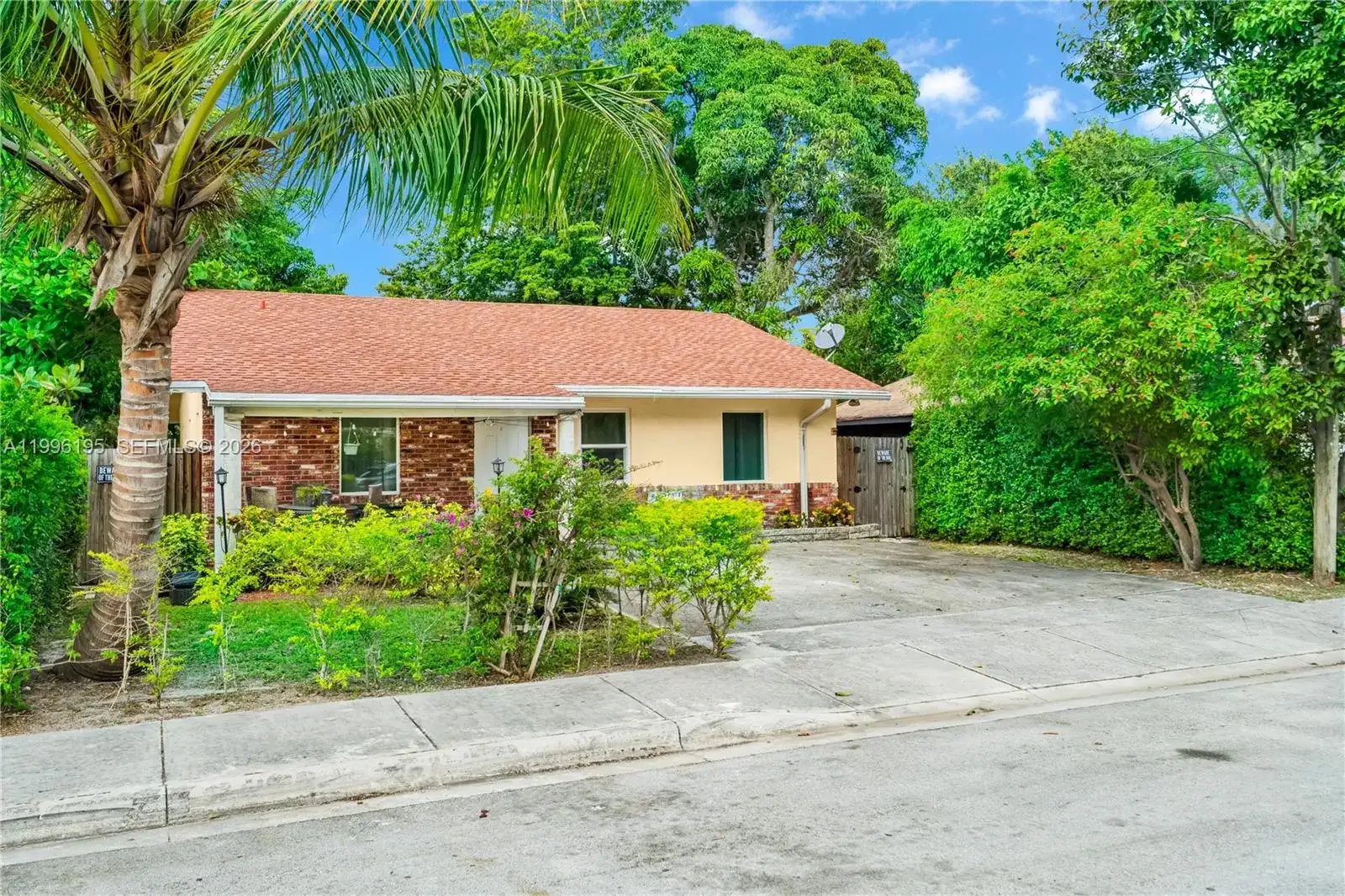 6133 SW 62nd Ter, South Miami FL 33143 photo 4