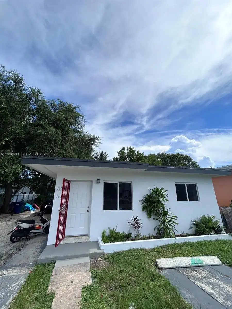 1128 NW 76th St, Miami FL 33150 photo 5