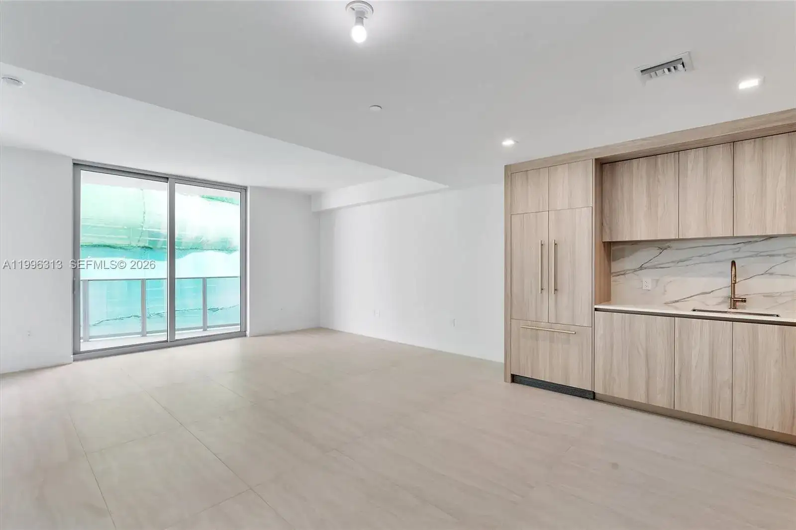 77 SE 5th Street # 4206, Miami FL 33131 photo 3