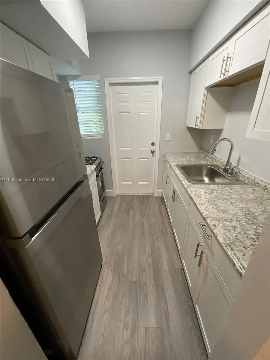 1026 Pennsylvania Ave # 2, Miami Beach FL 33139 photo 4
