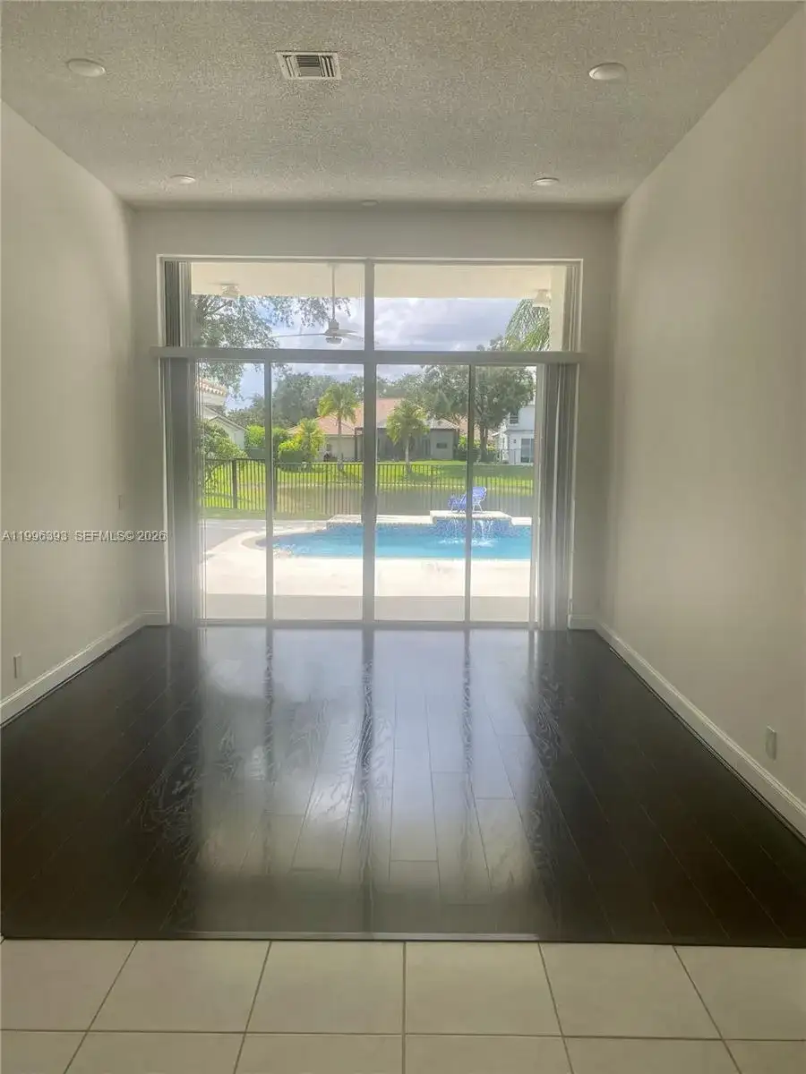 3066 Lakewood Cir # 3066, Weston FL 33332 photo 5