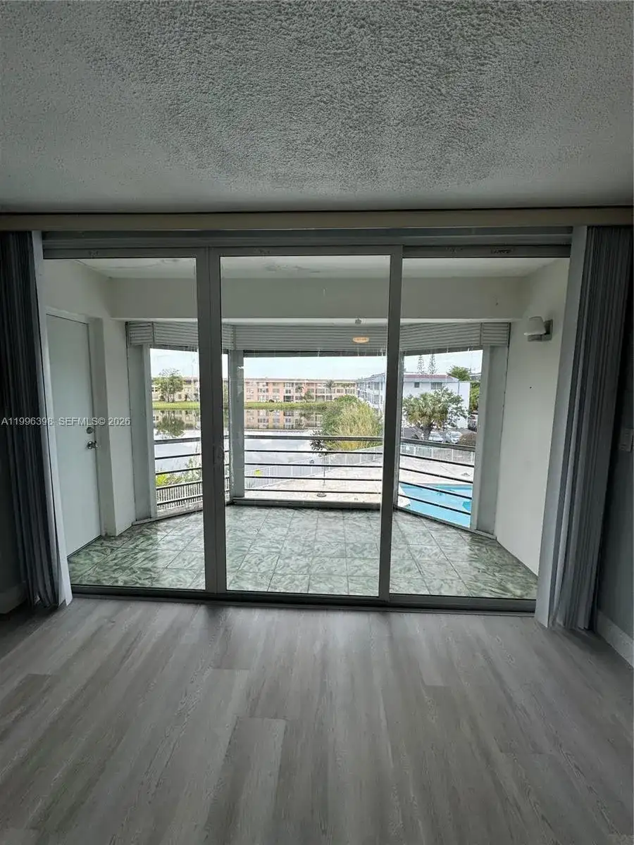 1398 NE 191st St # C305, Miami FL 33179 photo 5