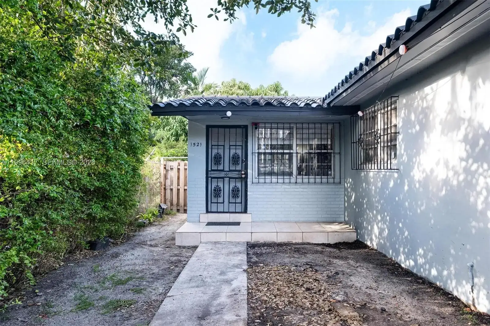 1519 NW 40th St, Miami FL 33142 photo 5