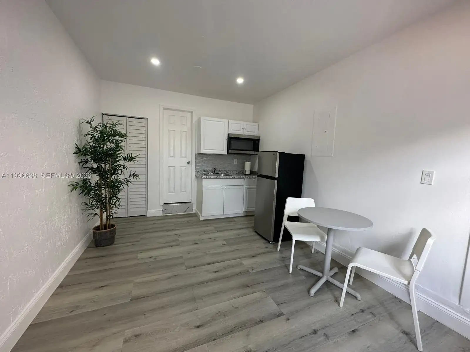 12683 NW 10th St, Miami FL 33182 photo 3