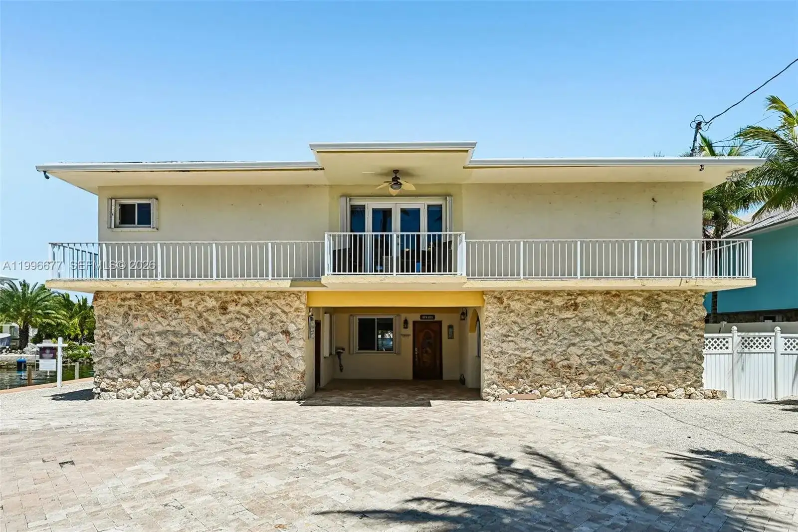 201 Wildwood Cir, Key Largo FL 33037 photo 2