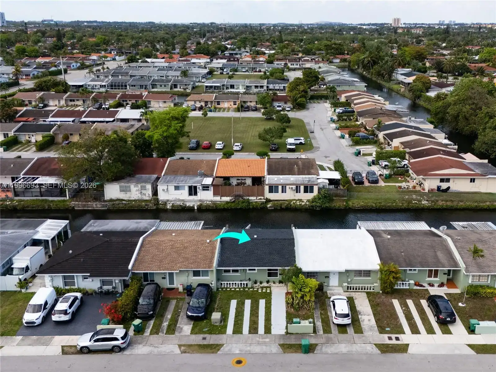 10017 SW 23rd Ter, Miami FL 33165 photo 4